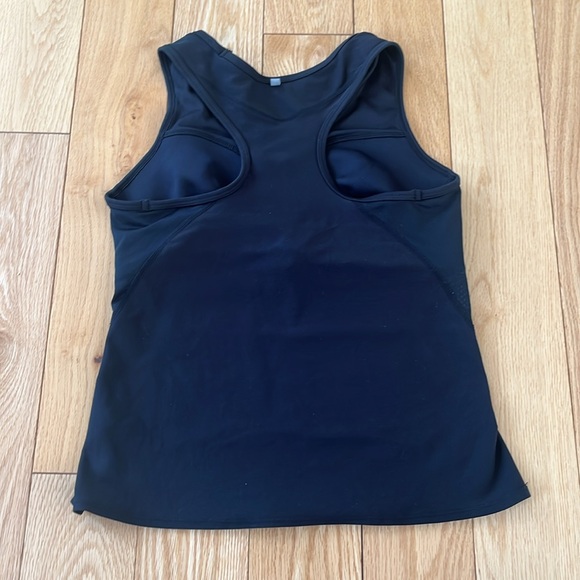 Nikefit Black Activewear top - Picture 4 of 8